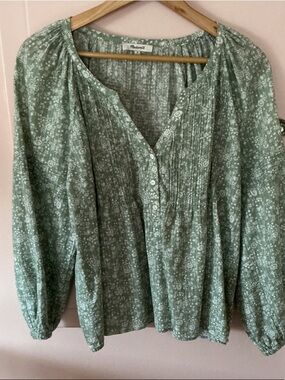 Madewell Sage Green Floral Pintuck Peasant Blouse